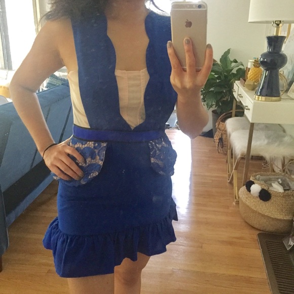 Dress - Picture 2 of 5